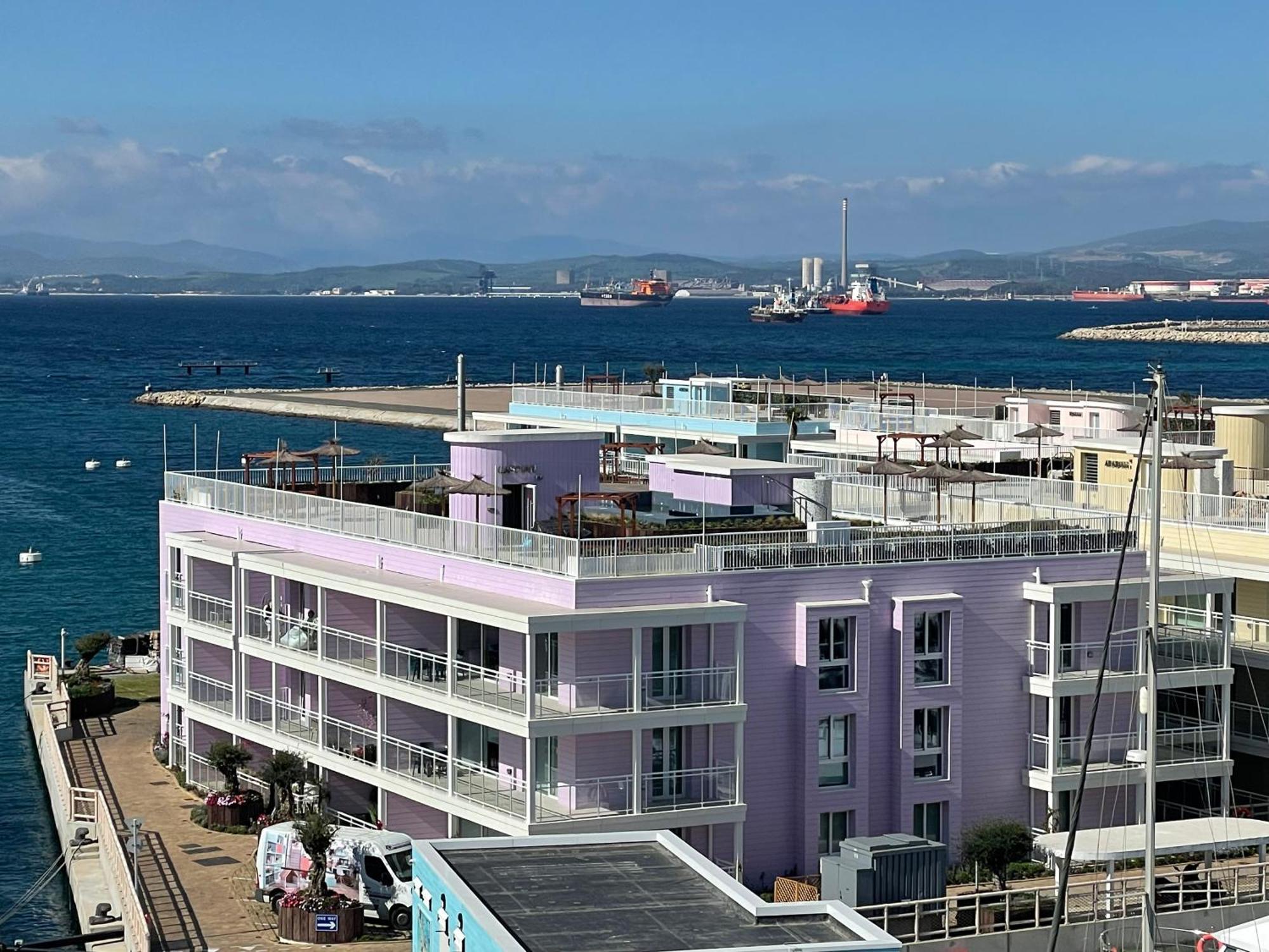 Deluxe Marina View Seafront Gibraltar Stay Luaran gambar