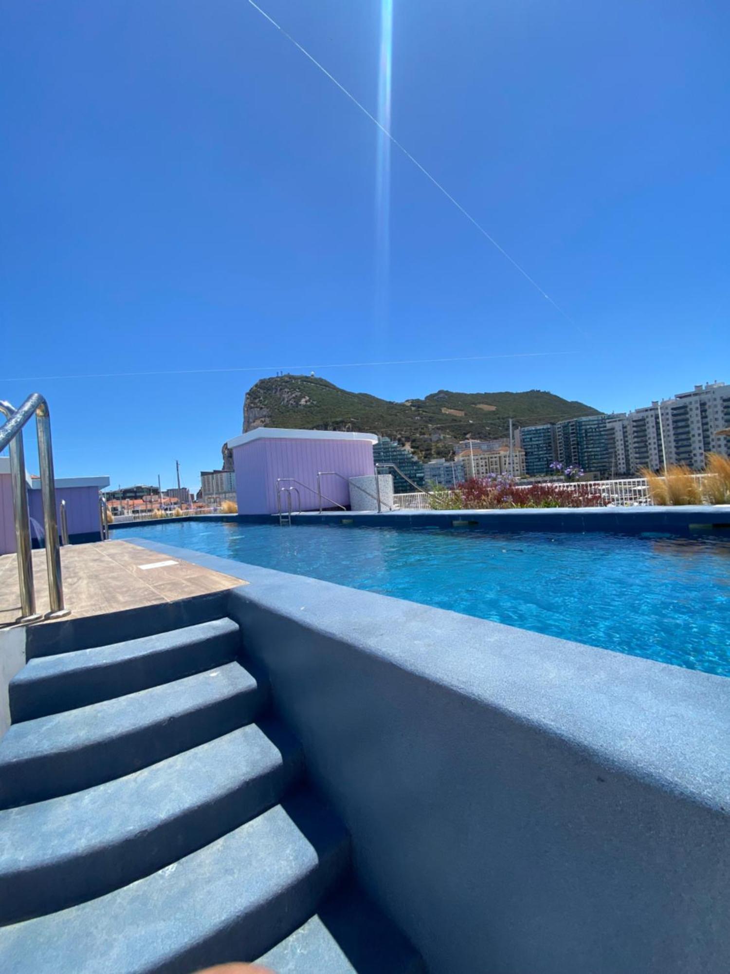Deluxe Marina View Seafront Gibraltar Stay Luaran gambar