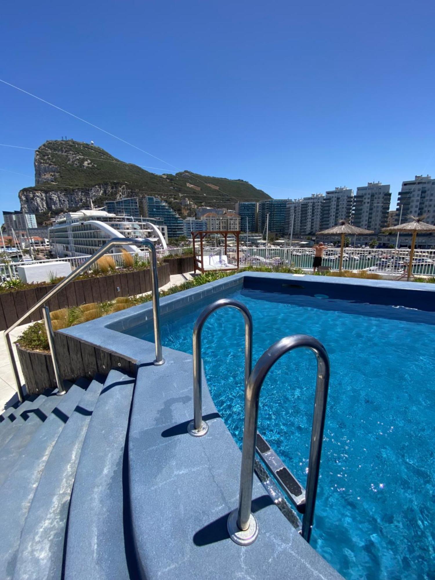 Deluxe Marina View Seafront Gibraltar Stay Luaran gambar
